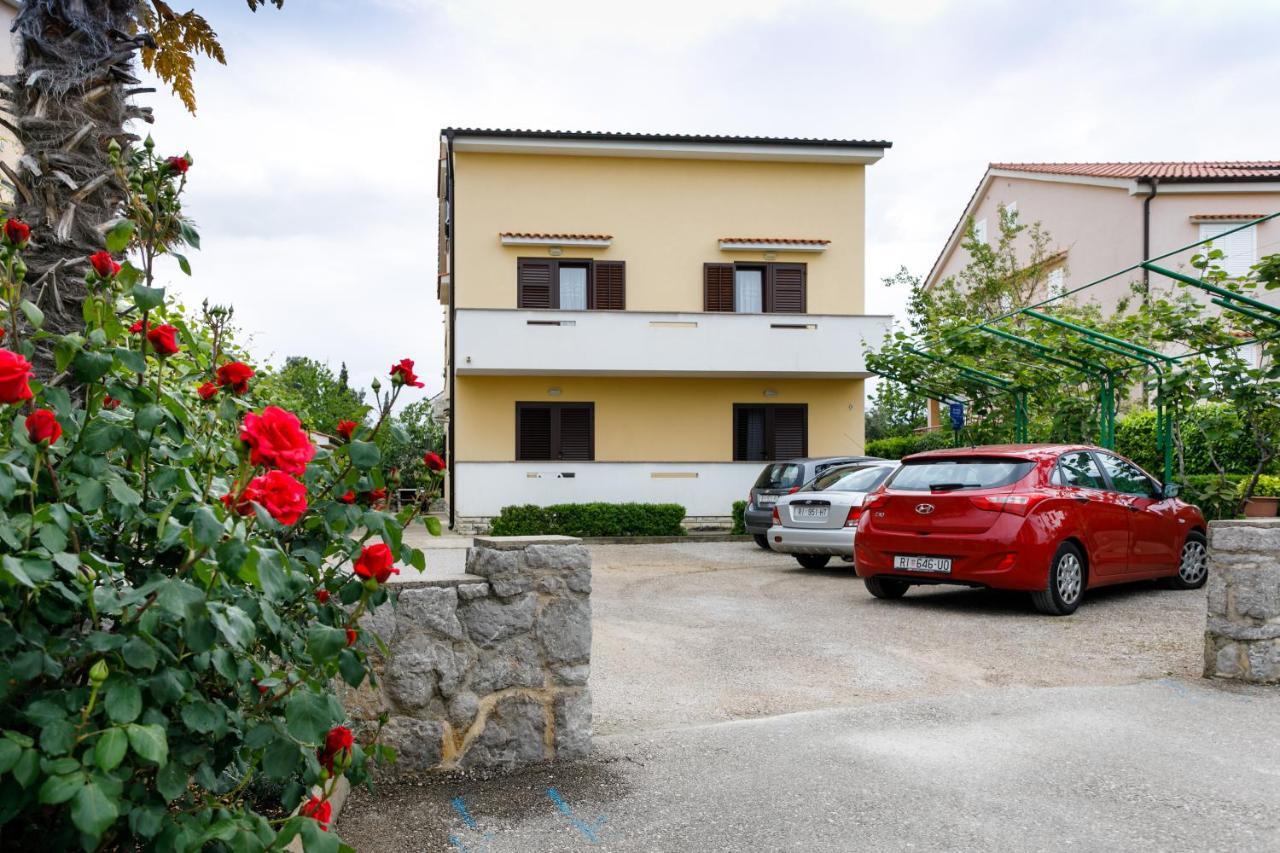 Apartman Sintic Крк Экстерьер фото